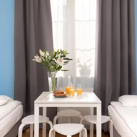 Premium Hostal